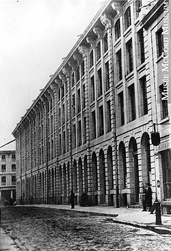 What replaced Hôtel Dieu